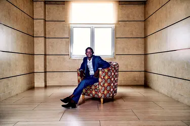 Images by Dom Salmon for his Nikon magazine article How to control indoor light