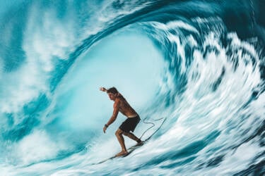 Jerome Brouillet's surfing images for Nikon magazine